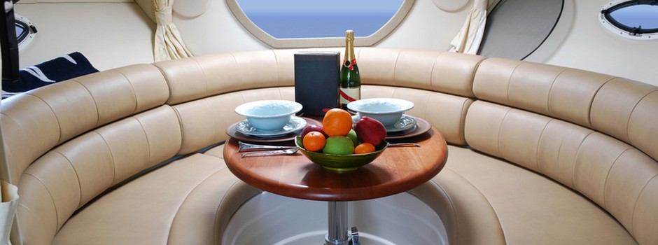 Interieur yatch.jpg