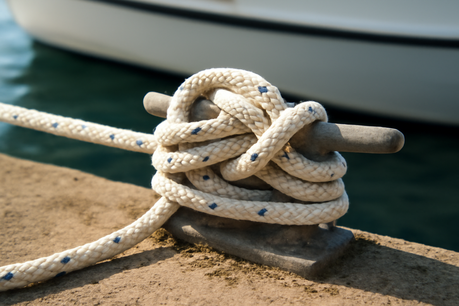 L&rsquo;amarre de bateau : choisir entre polyamide, polyester et polypropylène